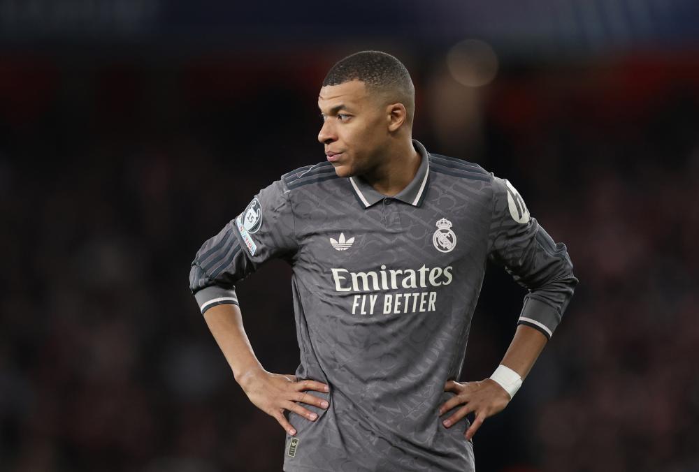 隊因此更加 隊因此更加